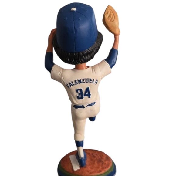 Los Angeles Dodgers 2006 Fernando Valenzuela Bobblehead - Picture 6 of 16